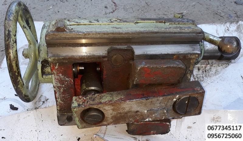 бабка задняя станок 1а616, станок токарно винторезный 1а616, пиноль не болтается , люфтов нет, комплектная задняя бабка 1а616, запчасти 1а616, коробка станок 1а616, патрон токарный